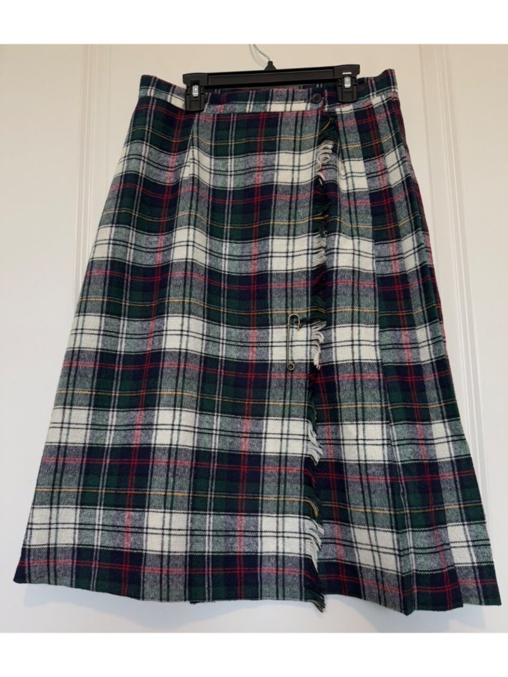 Ecco Bay 70s Vtg Plaid Wool Kilt Skirt Fringe & Buttons Academia Preppy Scottish